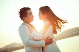 丈夫送我礼物,试图挽回婚姻 丈夫送我礼物,试图挽回婚姻