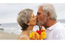 婚内出轨可以挽回吗?—— 一场关于信任与选择的博弈 婚内出轨可以挽回吗?—— 一场关于信任与选择的博弈